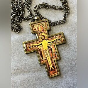Orthodox Christian crucifix Cross Pendant Necklace Russian Greek vintage VTG
